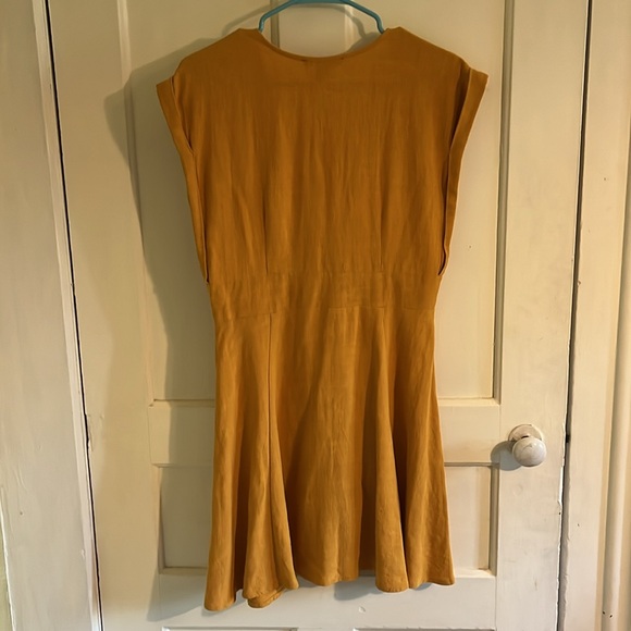 Forever 21 dress mustard yellow size medium - Picture 5 of 13